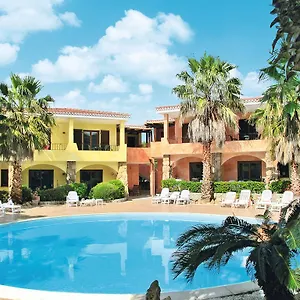 Village 4*, Palau Italien