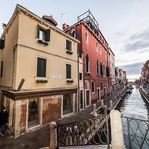 Ca' Zose 3*, Venedig Italien