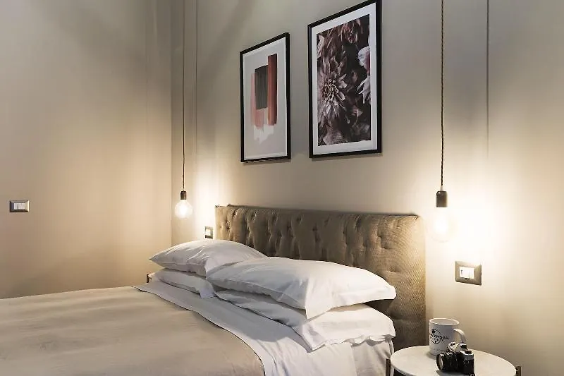 Bellini Suite Napoli 2*,  Italia